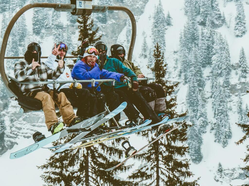 Хостел Hideout Тинь Экстерьер фото